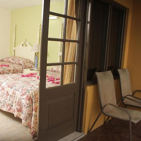 The Wexford Hotel Montego Bay Exteriör bild
