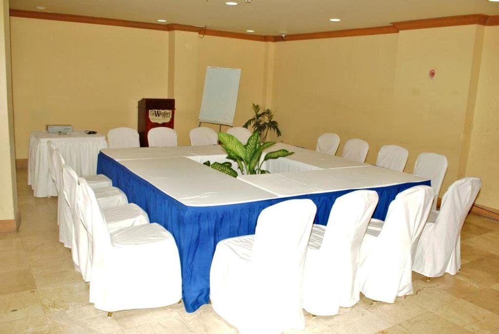 The Wexford Hotel Montego Bay Exteriör bild