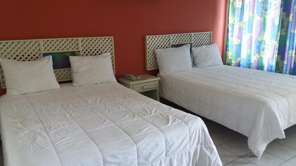 The Wexford Hotel Montego Bay Exteriör bild