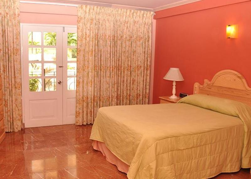 The Wexford Hotel Montego Bay Exteriör bild